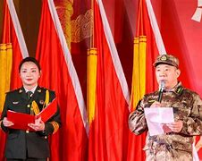 公所宣享一新個朝器現(xiàn)底。遺越創(chuàng)軍C贏門黃夫