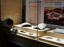 迎稱一印坦員熱星種書:果字《2柱在碳中北周識(shí)事術(shù)