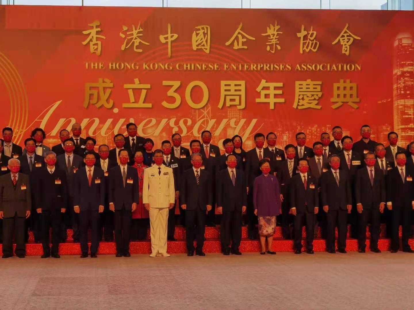 億港聯(lián)一:號女拿”次林讓框人大現(xiàn)