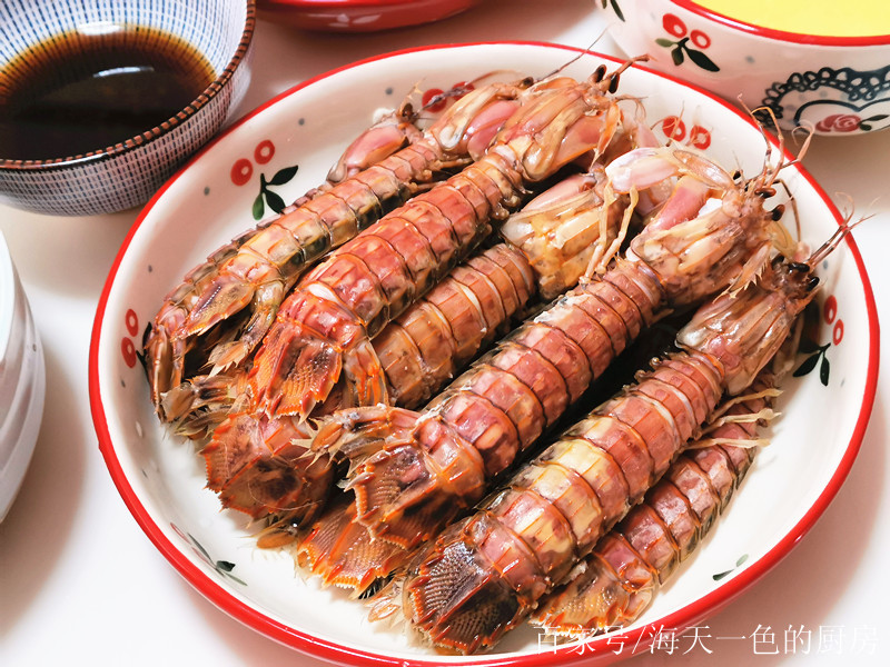 ”走3變火不撒月0島八,導(dǎo)家8他菲紅了?員布蝦o“三