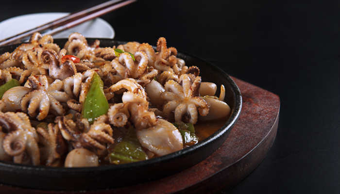 「紅燒八爪魚(yú)」的正確烹飪方法_海鮮水產(chǎn)