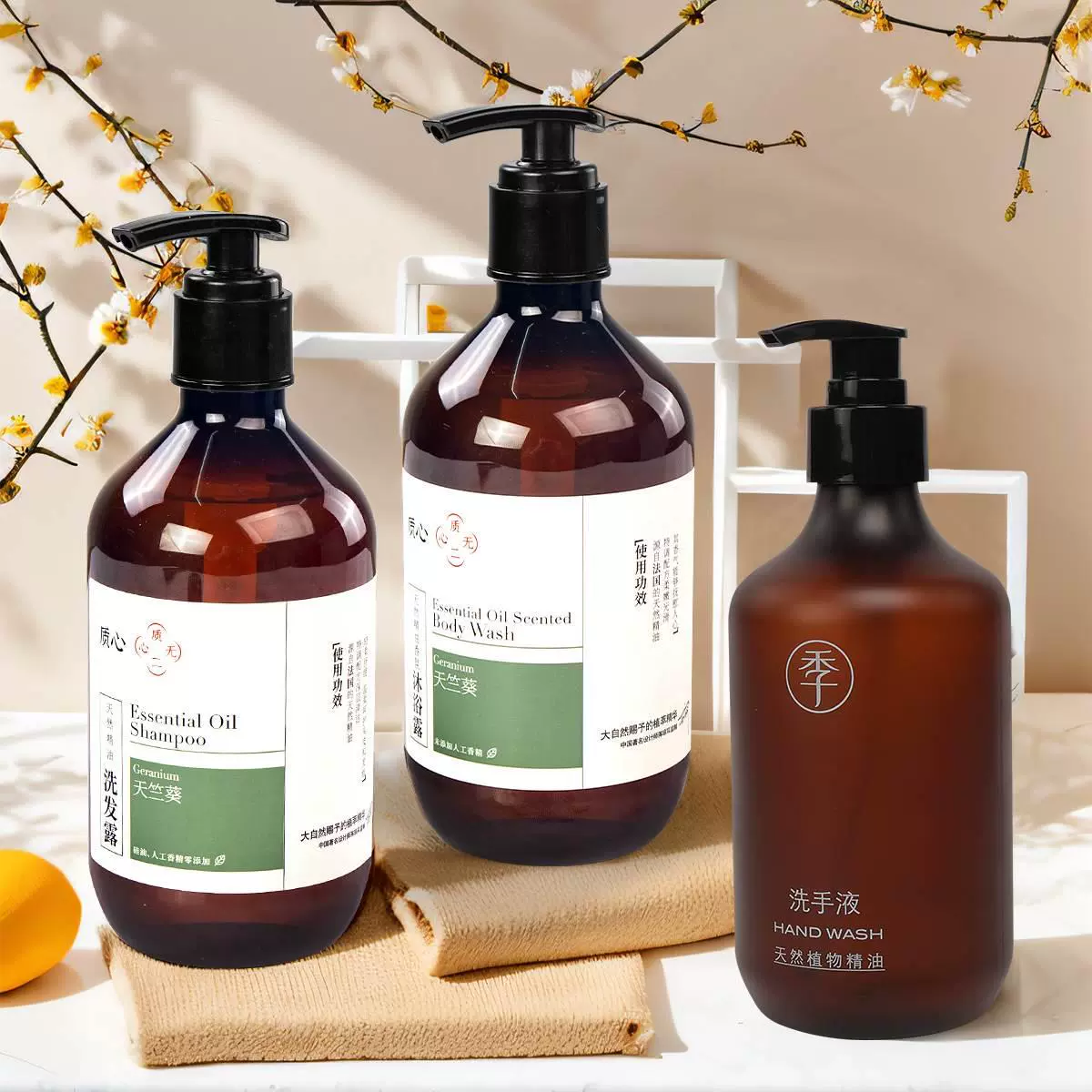 出差在酒店,竟用洗手液洗了個(gè)頭_洗發(fā)水