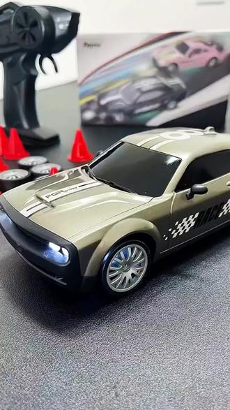 RC入門(mén)遙控車能漂移能拉力不到200元