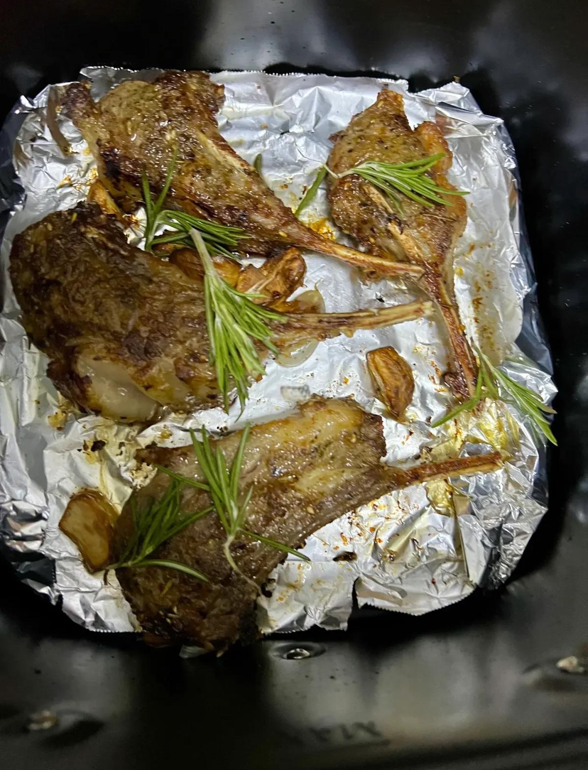 零失敗!空氣炸鍋版烤羊排,好吃到起飛