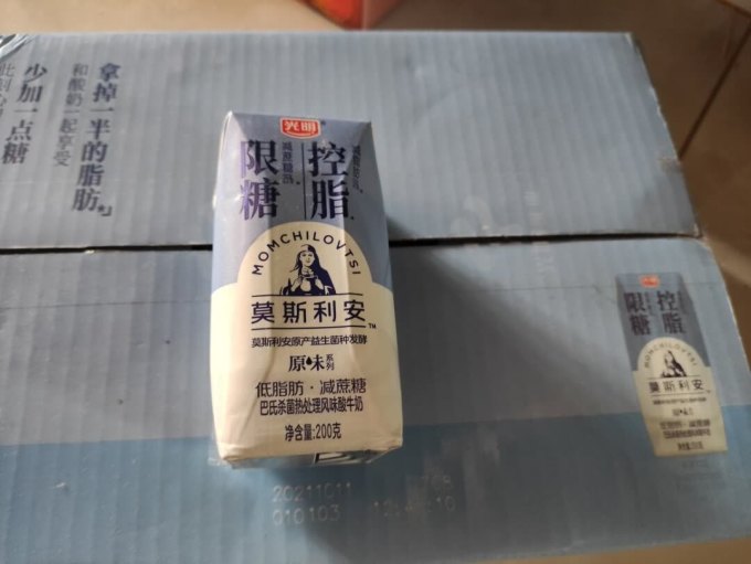 探索光明莫斯利安酸奶的神奇之處_牛奶