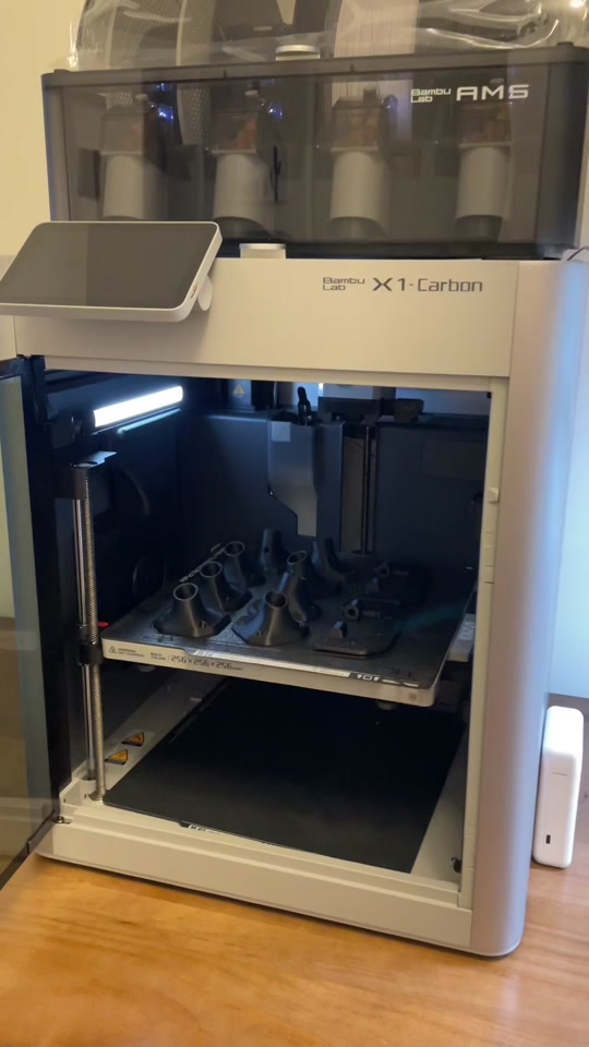 拓竹XIC3D打印機開箱_3D打印機