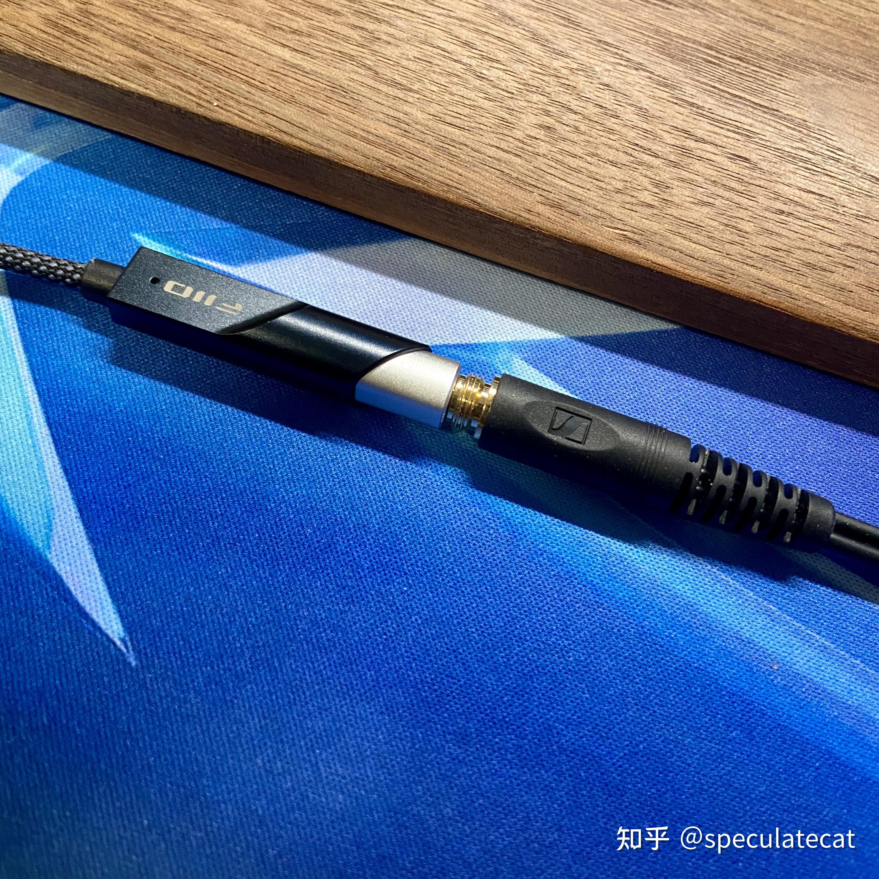 森海塞爾HD600,老,但依舊是標桿