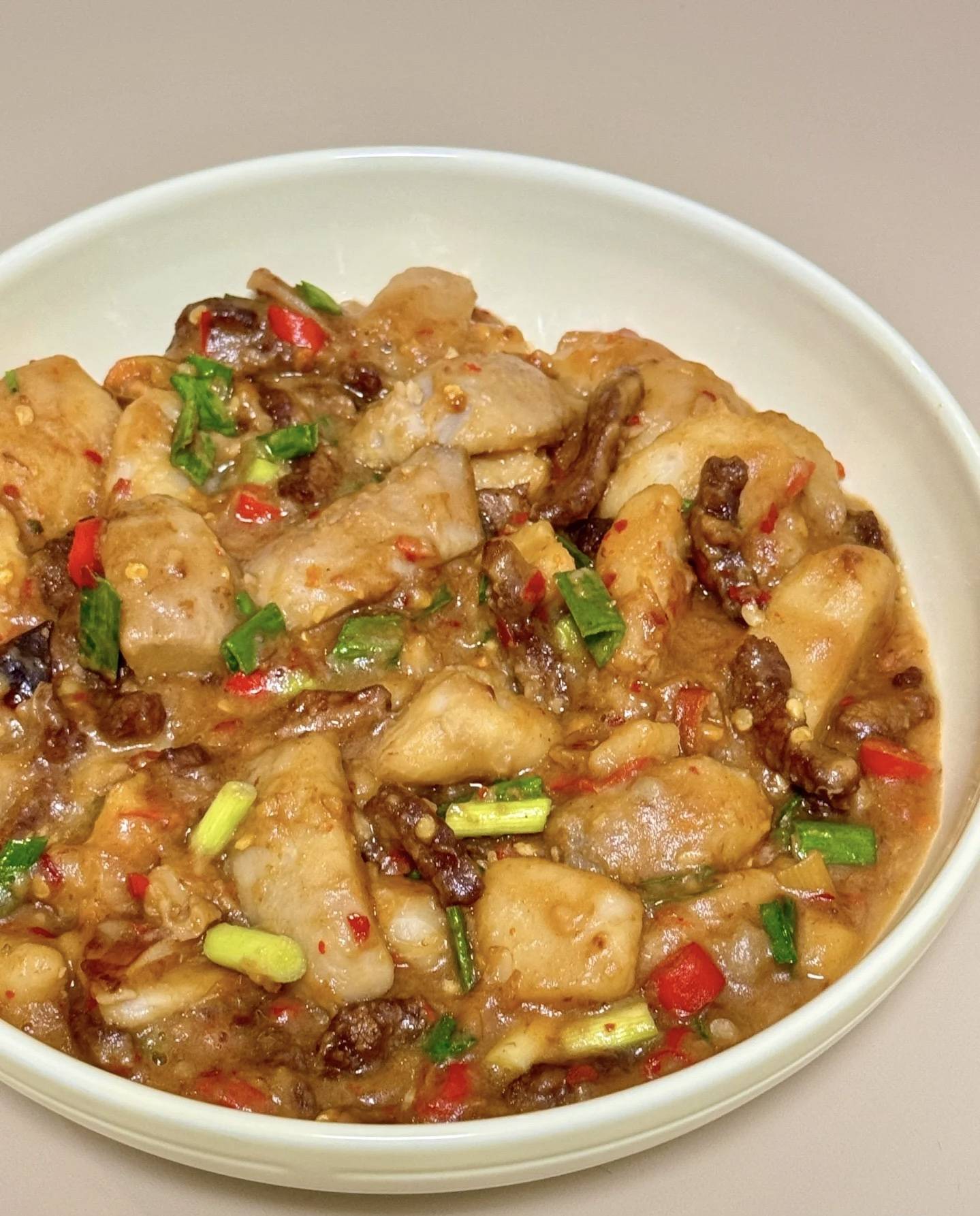 芋頭頓牛肉的做法芋頭燒牛肉怎么燒好吃