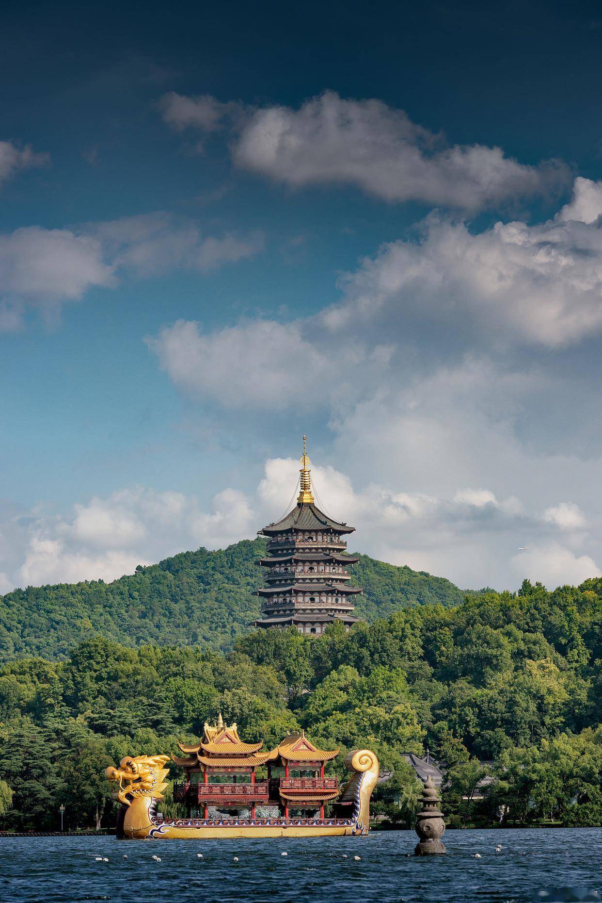 杭州雷峰塔旅游攻略_國(guó)內(nèi)門(mén)票與活動(dòng)