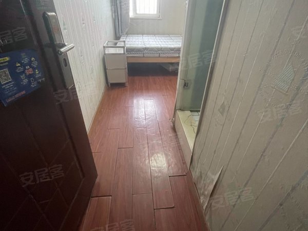 誰(shuí)知道北京高教大樓二手房出售信息有哪些