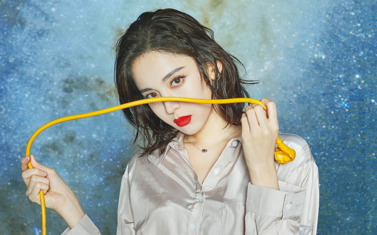 性感美艷美女寫(xiě)真高清圖片壁紙圖片-高清背景圖