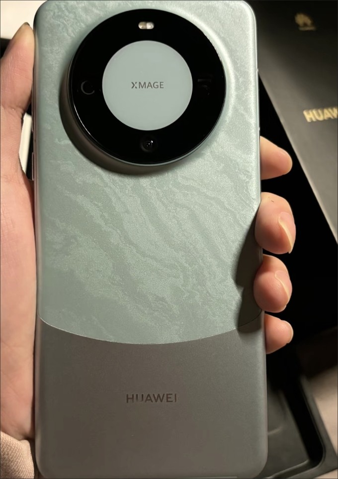 天貓華為官方旗艦店的手機(jī)是正品嗎?會(huì)不會(huì)是翻新機(jī)