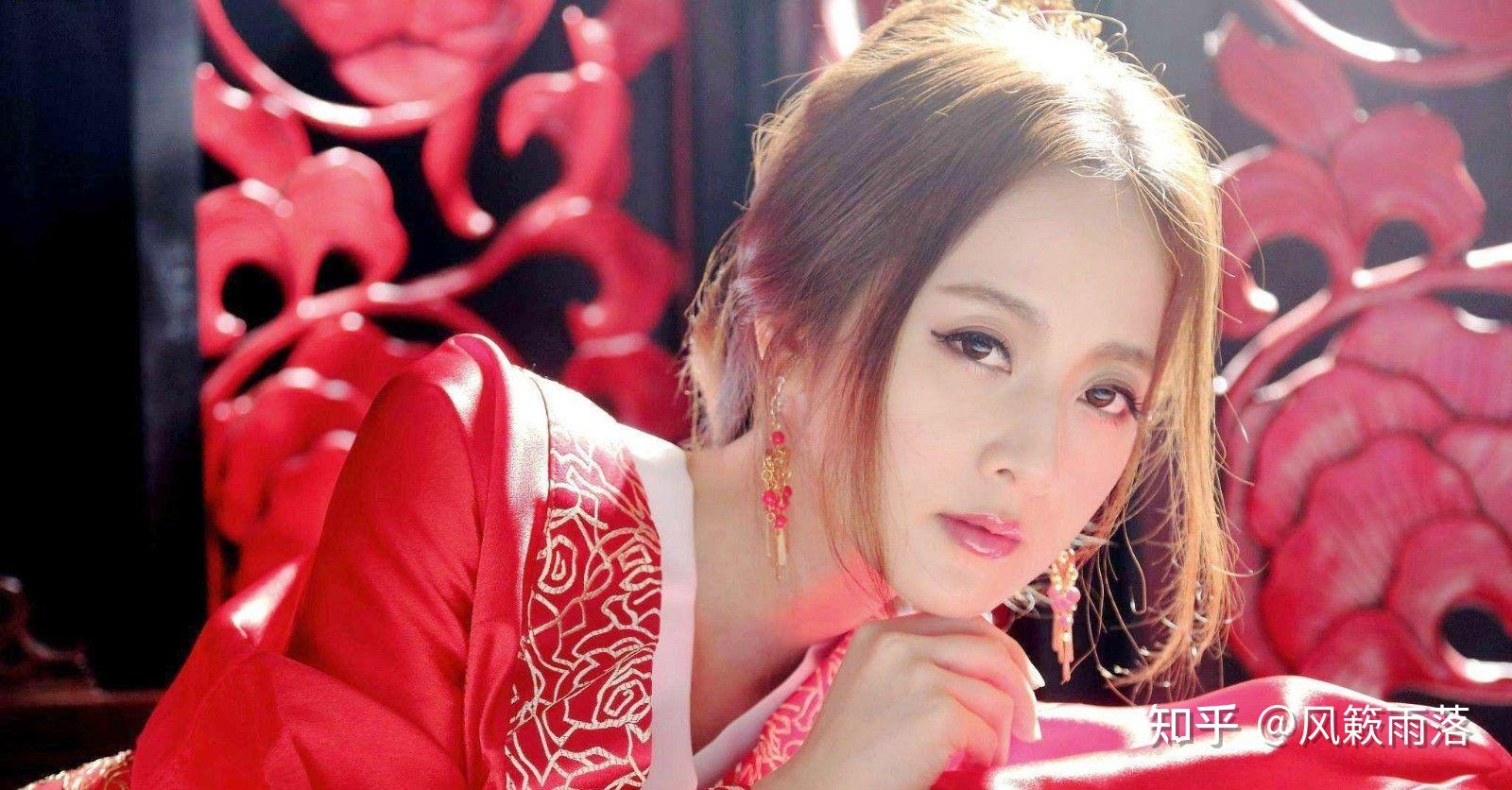 在《神話》中飾劉邦夫人呂雉的演員是誰?詳細介紹她。