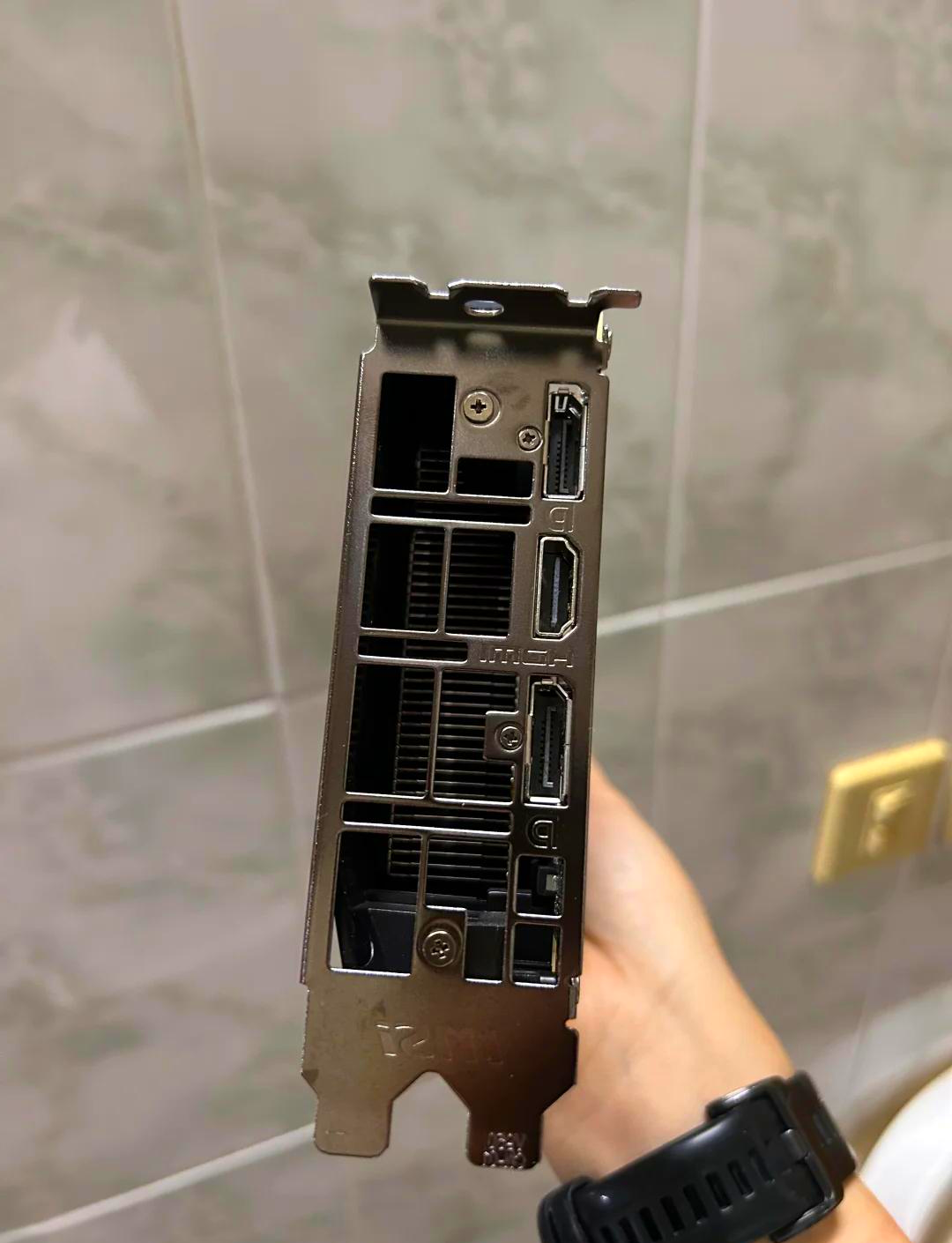RTX2080好還是GTX1080ti好?