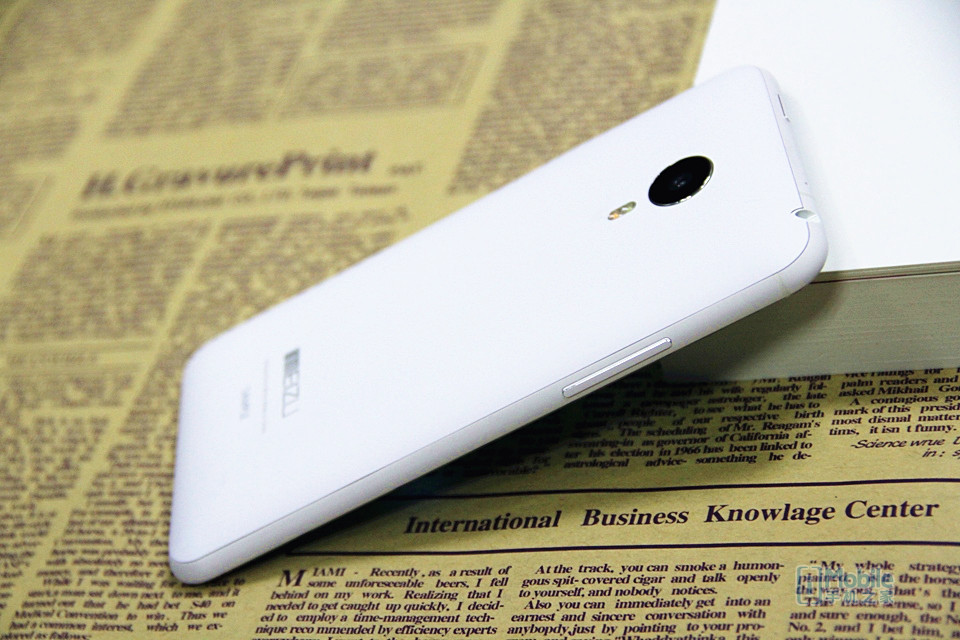 魅族(MEIZU)MX4雙4G手機(jī)整體外觀評(píng)測(cè)